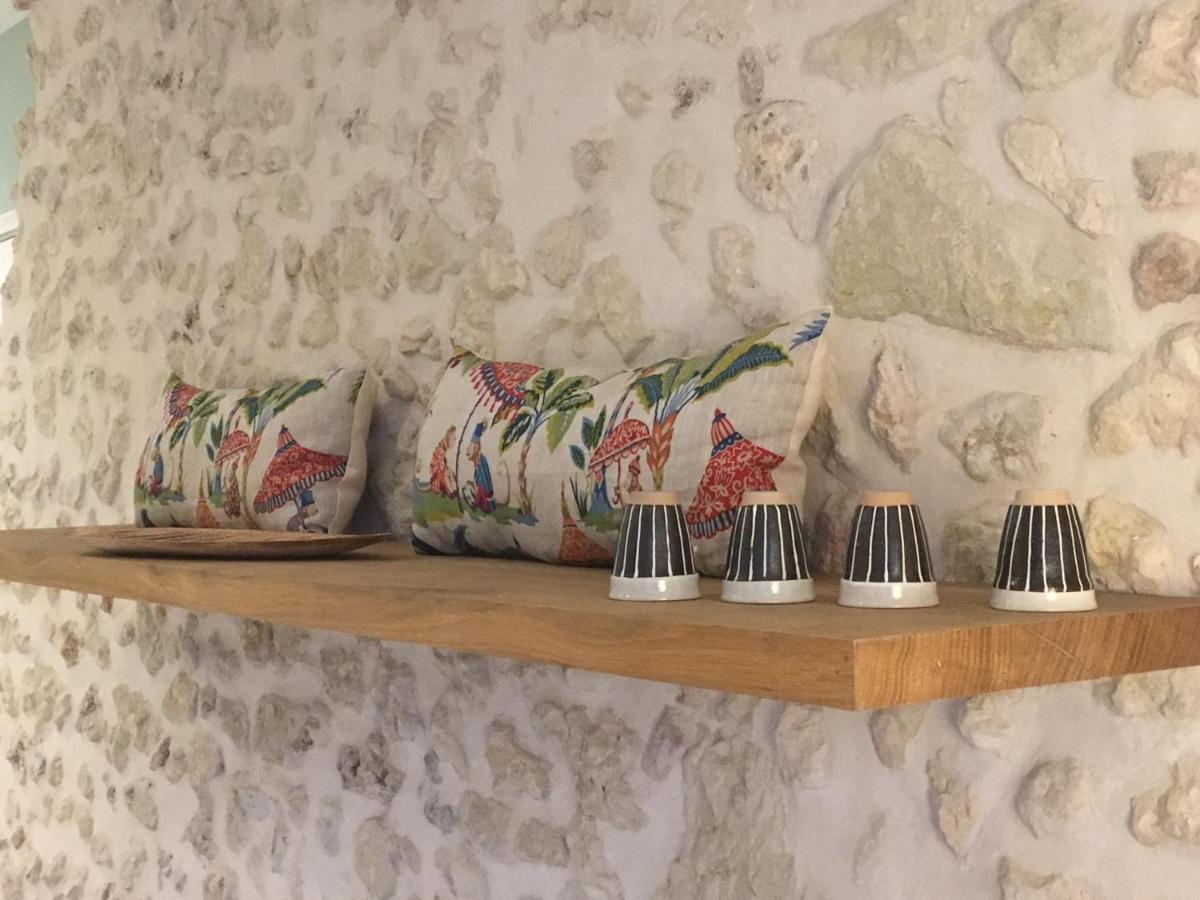 Les 3 Echoppes Bed & Breakfast Charge Luaran gambar