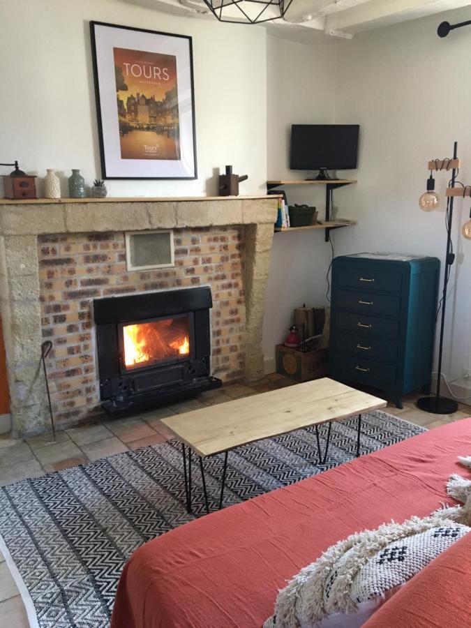 Les 3 Echoppes Bed & Breakfast Charge Luaran gambar
