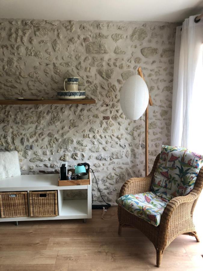 Les 3 Echoppes Bed & Breakfast Charge Luaran gambar